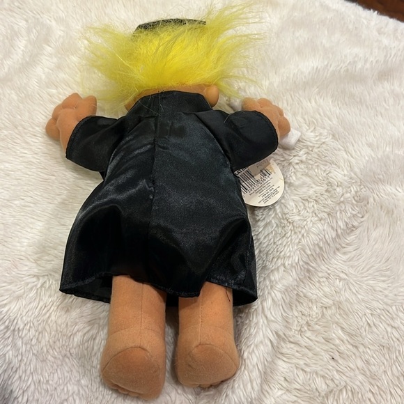 Troll Graduation Doll Russ Berrie cap & Gown 7.5” - Picture 5 of 7